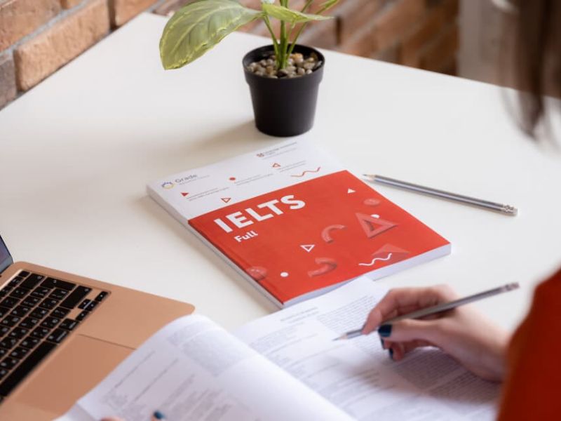  Lợi ích khi sử dụng web chấm writing IELTS miễn phí